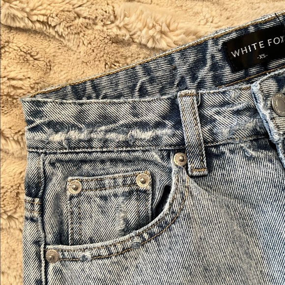 WHITE FOX Boyfriend Jeans - Picture 6 of 7